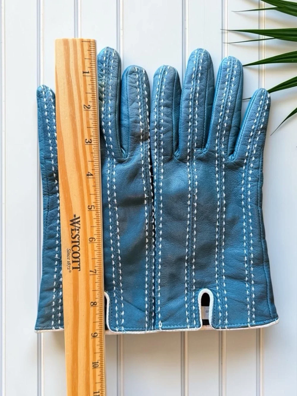 Merona Teal Blue Faux Leather Gloves White Contrast Stitching S/M